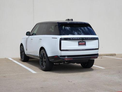 Fuji White 2026 Land Rover Range Rover P530 SE