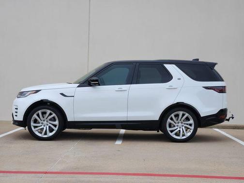 Fuji White 2023 Land Rover Discovery P360 HSE R-Dynamic