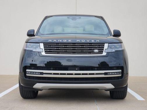 Santorini Black 2024 Land Rover Range Rover P400 SE
