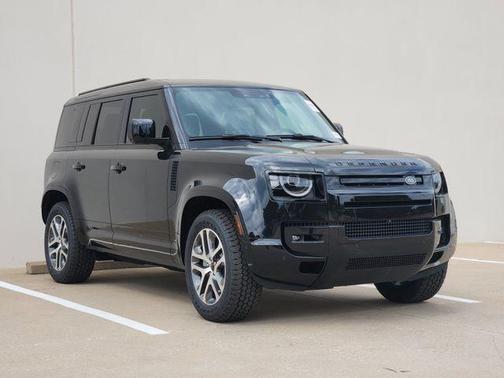 Santorini Black 2026 Land Rover Defender P400 X-Dynamic SE