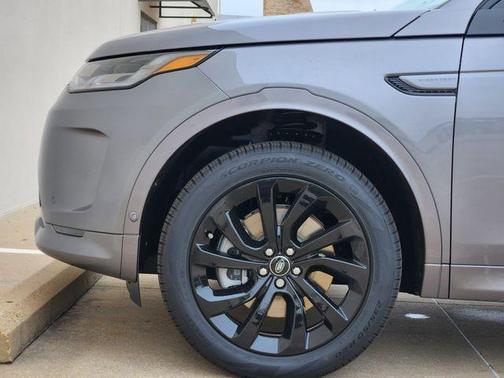 Eiger Grey 2025 Land Rover Discovery Sport S