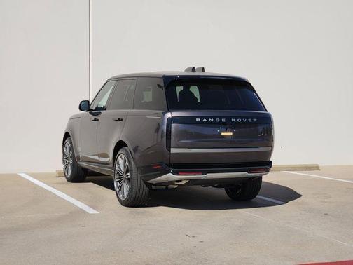 Charente Grey 2026 Land Rover Range Rover P400 SE