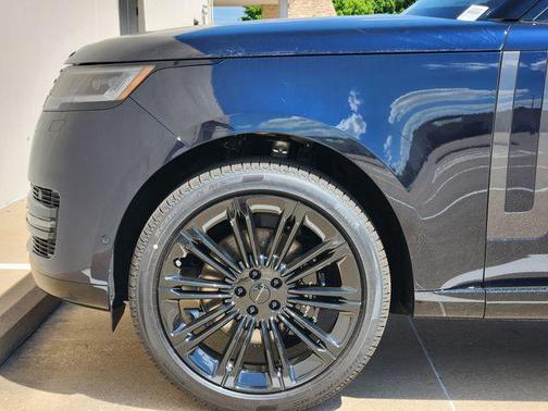 Constellation Blue Ultra Metallic Gloss 2026 Land Rover Range Rover P400 SE 7 Seat