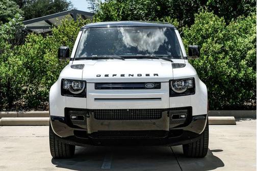 Fuji White 2025 Land Rover Defender P525 V8