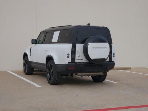 Fuji White 2026 Land Rover Defender P300 S