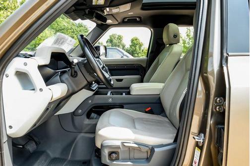 Gondwana Stone 2021 Land Rover Defender 110 S