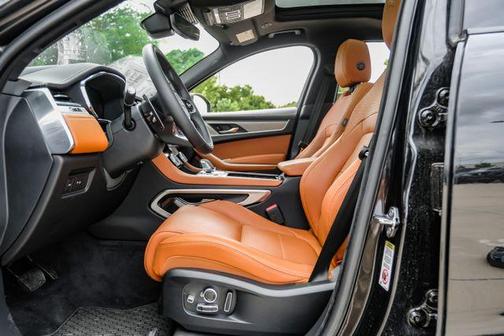 Santorini Black 2026 Jaguar F-PACE P250 R-Dynamic S