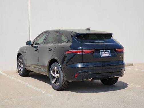 Santorini Black 2026 Jaguar F-PACE P250 R-Dynamic S