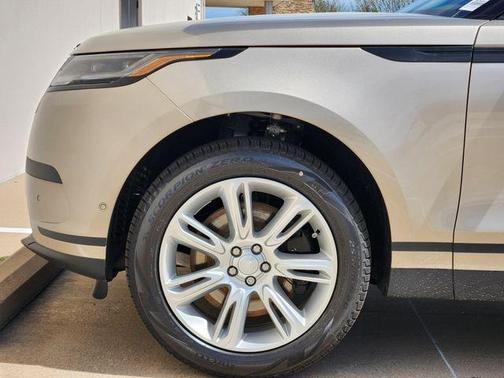 Batumi Gold 2026 Land Rover Range Rover Velar P250 S
