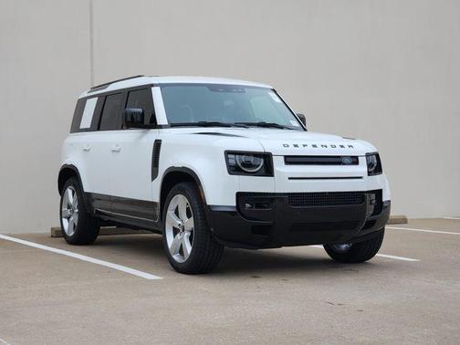Fuji White 2026 Land Rover Defender P400 X-Dynamic SE