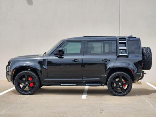 Santorini Black 2022 Land Rover Defender 110 X-Dynamic HSE