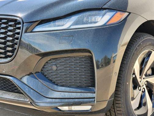 Santorini Black 2026 Jaguar F-PACE P250 R-Dynamic S