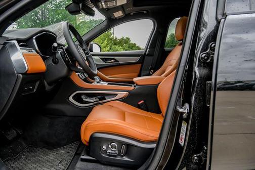 Santorini Black 2026 Jaguar F-PACE P250 R-Dynamic S