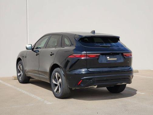 Santorini Black 2026 Jaguar F-PACE P250 R-Dynamic S