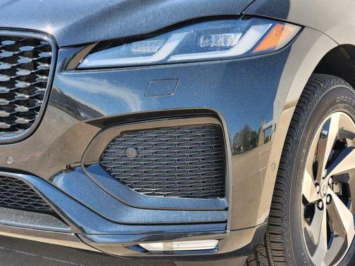 Santorini Black 2026 Jaguar F-PACE P250 R-Dynamic S