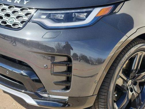 Carpathian Grey 2026 Land Rover Discovery GEMINI EDITION