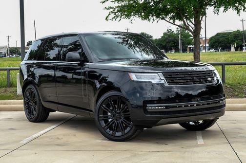 Santorini Black 2026 Land Rover Range Rover P400 SE