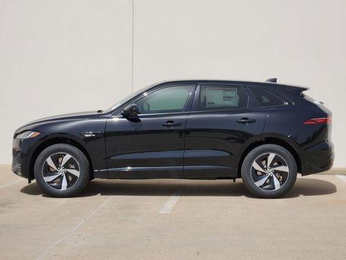Santorini Black 2026 Jaguar F-PACE P250 R-Dynamic S