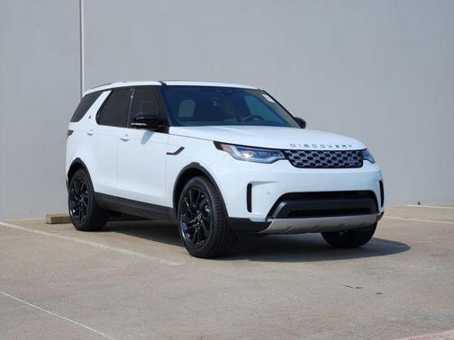 Fuji White 2025 Land Rover Discovery P300 S
