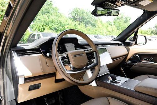 Carpathian Grey 2026 Land Rover Range Rover P400 SE 7 Seat