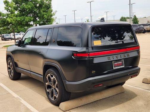 Midnight Black 2023 Rivian R1S Adventure Quad Motor Large Pack