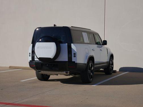 Fuji White 2026 Land Rover Defender P300 S