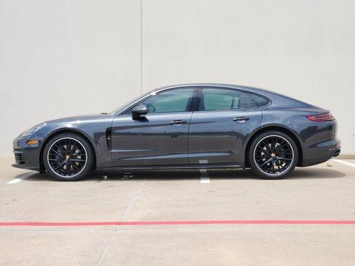 Gray 2018 Porsche Panamera 4S