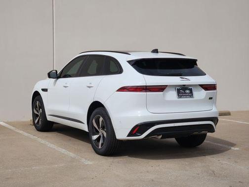 Fuji White 2026 Jaguar F-PACE P250 R-Dynamic S