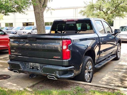 Shadow Gray Metallic 2021 Chevrolet Silverado 1500 RST