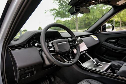 Arroios Grey 2026 Land Rover Range Rover Evoque Core S