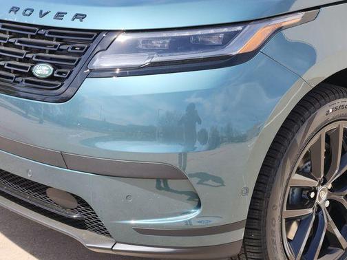 Giola Green 2026 Land Rover Range Rover Velar P250 S