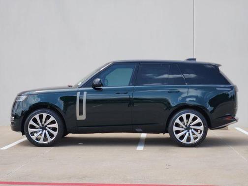 British Racing Green 2026 Land Rover Range Rover P400 SE
