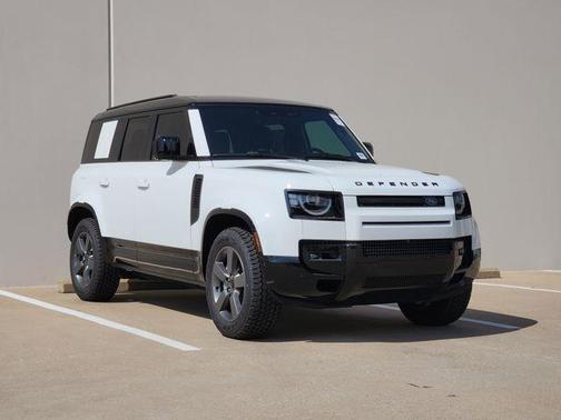 Fuji White 2026 Land Rover Defender P400 X-Dynamic SE
