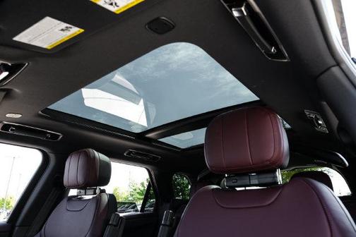 Carpathian Grey 2027 Land Rover Range Rover Sport P530 Dynamic SE