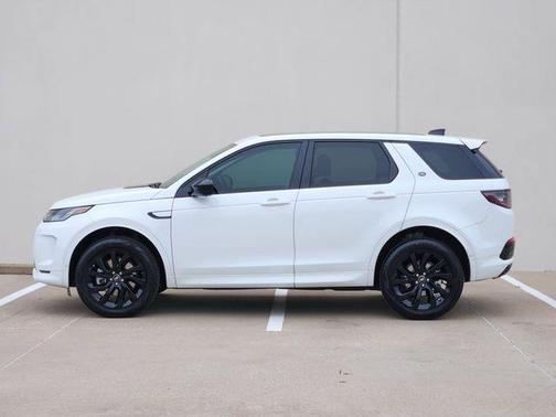 Fuji White 2025 Land Rover Discovery Sport S
