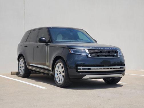 Carpathian Grey 2026 Land Rover Range Rover P400 SE