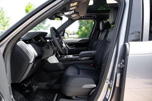 Eiger Grey 2026 Land Rover Range Rover P530 SE 7 Seat