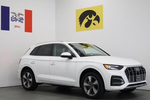 2023 Audi Q5 40 Premium Plus