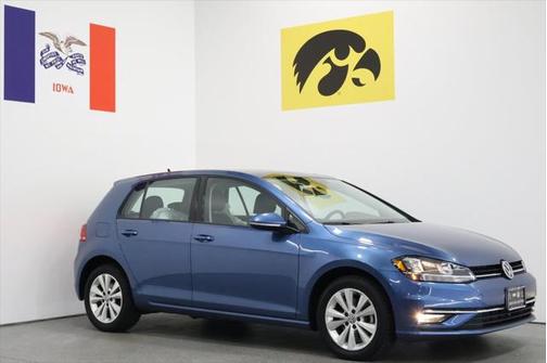 2018 Volkswagen Golf TSI SE
