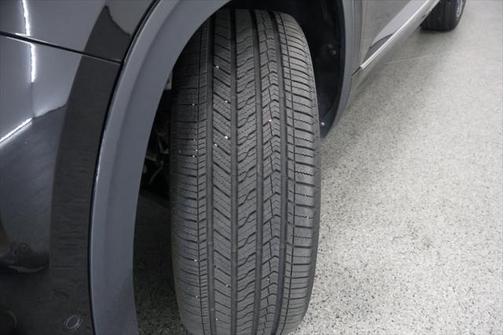 2024 Volkswagen Atlas 2.0T SEL Premium R-Line 4MOTION