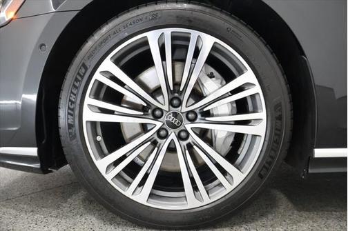 2023 Audi A8 L 55 TFSI quattro Tiptronic