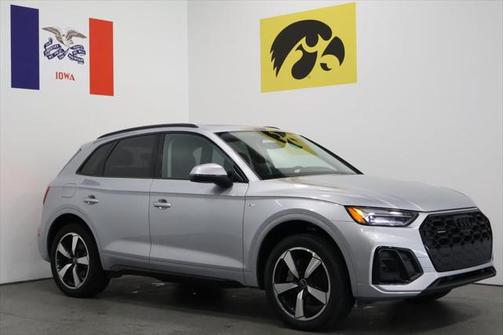 2023 Audi Q5 45 S line Premium Plus