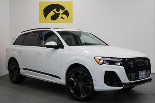 2025 Audi Q7 55 Premium Plus