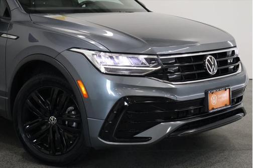 2022 Volkswagen Tiguan 2.0T SE R-Line Black 4MOTION