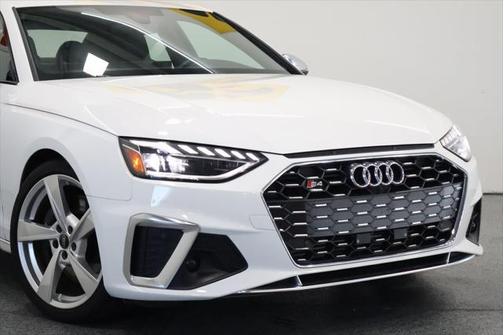 2023 Audi S4 Premium Plus TFSI quattro Tiptronic