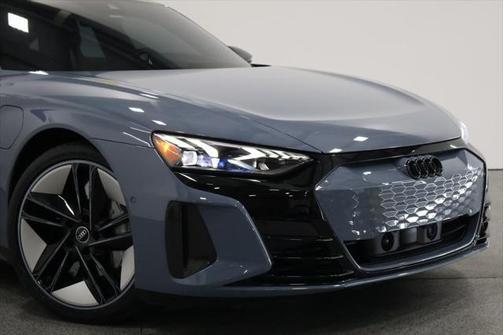 2024 Audi RS e-tron GT quattro