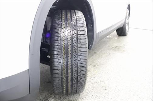 2025 Volkswagen Atlas 2.0T SE w/Technology 4MOTION