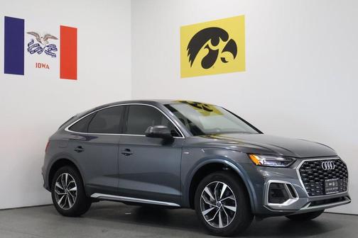 2022 Audi Q5 45 S line Premium Plus