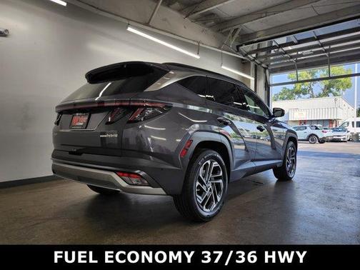 2025 Hyundai TUCSON Hybrid Limited