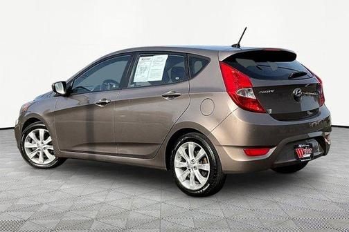 2012 Hyundai Accent SE